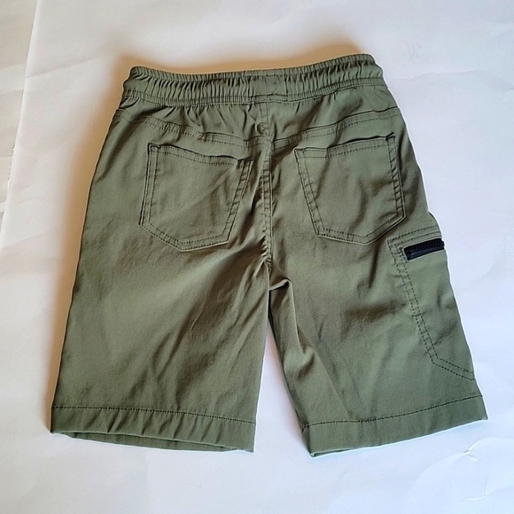 WEATHERPROOF VINTAGE BOYS TRAIL SHORT, SIZE (X/S) 5/6, GREEN, Cargo short - Picture 2 of 9